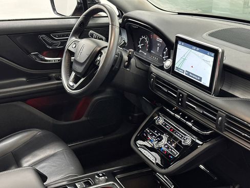 Certified 2021 Lincoln Corsair AWD w/ Premium Package image 7