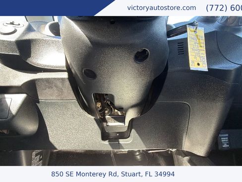 Used 2011 Honda Fit Sport image 19