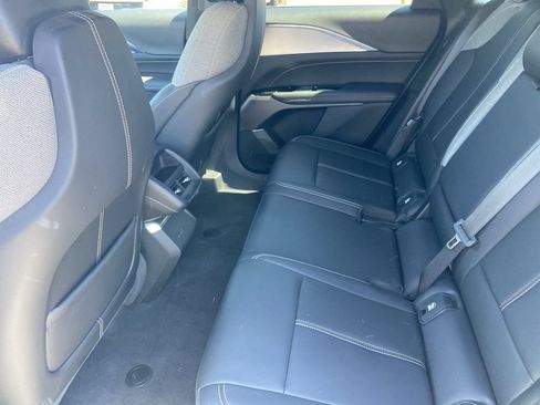 Used 2024 Cadillac Lyriq Tech RWD image 21