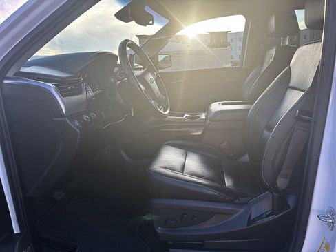 Used 2019 Chevrolet Tahoe LT image 16