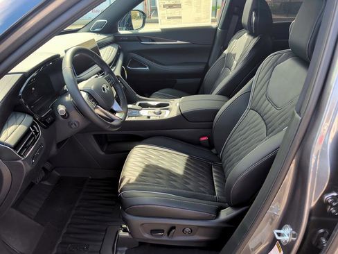 New 2026 INFINITI QX60 Autograph image 11