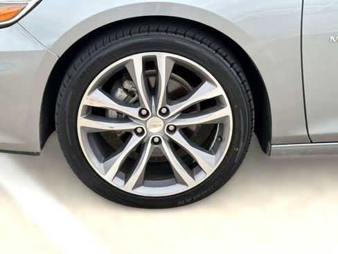 Used 2023 Chevrolet Malibu LT FWD image 11