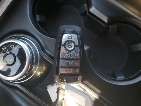 Certified 2025 Ford Explorer ST-Line image 30