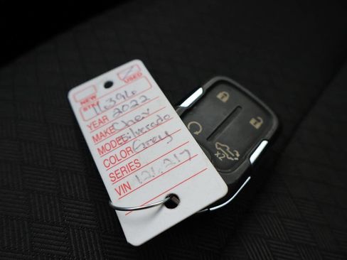 Used 2022 Chevrolet Silverado 1500 LT image 33