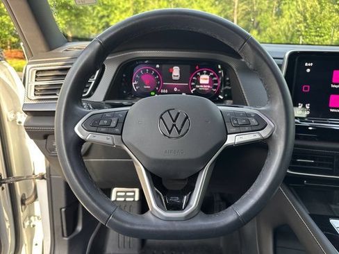 Used 2024 Volkswagen Atlas Cross Sport SEL R-Line AWD/4WD image 23