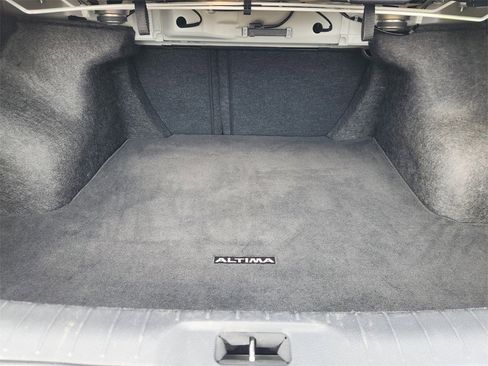 Used 2023 Nissan Altima 2.5 SV image 22