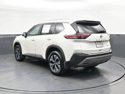 Used 2023 Nissan Rogue SV w/ SV Premium B Package FWD image 8