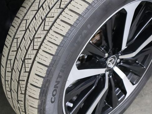 Used 2021 Toyota Highlander XSE image 39