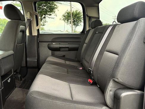 Used 2014 Chevrolet Silverado 2500 LT w/ Suspension Package, Off-Road AWD/4WD image 10