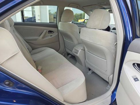 Used 2011 Toyota Camry FWD image 14