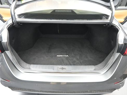 Used 2024 Nissan Sentra SV w/ SV Premium Package FWD image 19