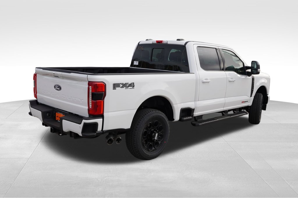 New 2027 Ford F350 Lariat w/ Black Appearance Package AWD/4WD image 3