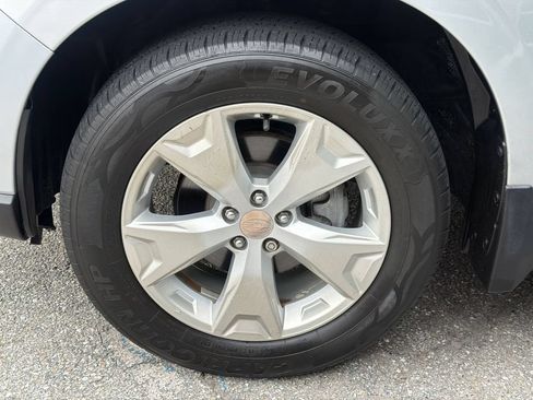 Used 2015 Subaru Forester 2.5i Premium w/ Protection Package #1 AWD/4WD image 8