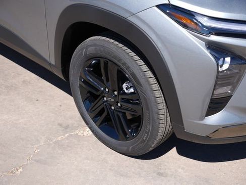 New 2026 Chevrolet Trax ACTIV w/ Sunroof Package FWD image 9