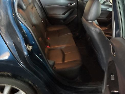 Used 2017 MAZDA MAZDA3 Touring image 13