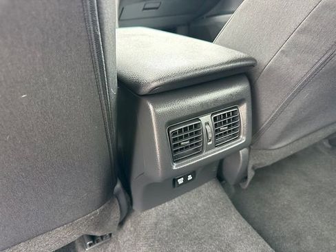 Used 2025 Toyota Camry LE image 20