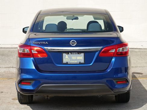Used 2019 Nissan Sentra S FWD image 43