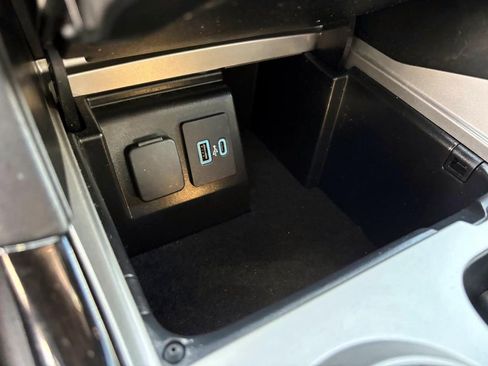 Used 2023 Ford Explorer ST w/ Equipment Group 401A image 22