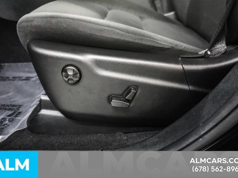Used 2025 Dodge Durango GT RWD image 33