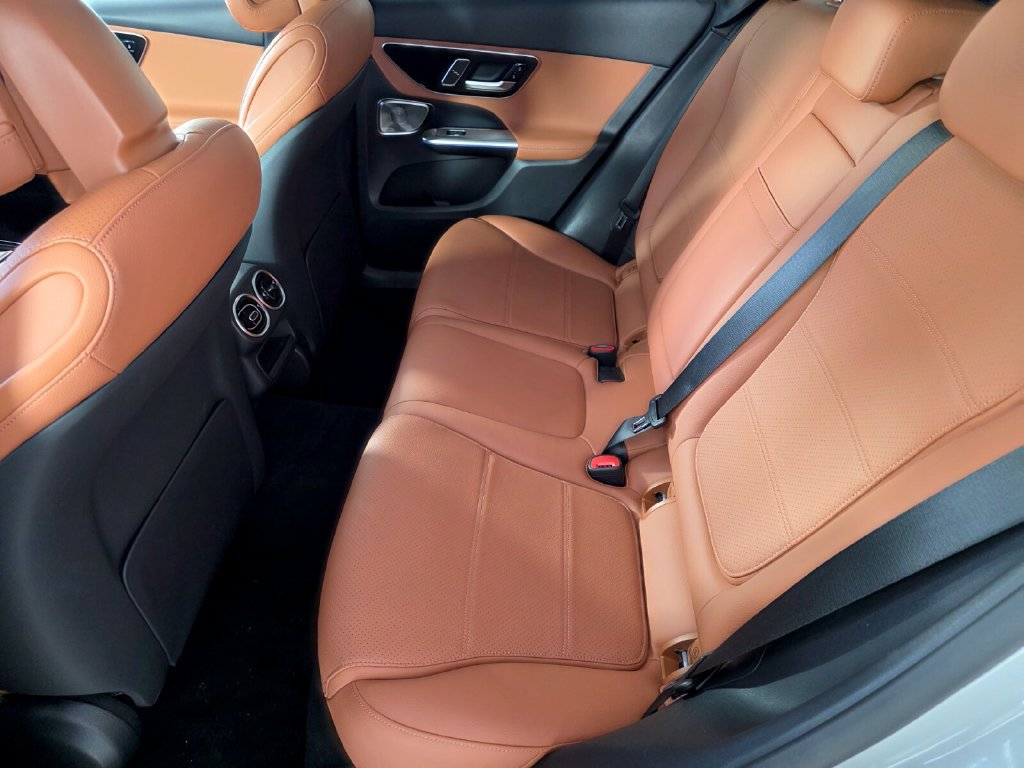 Certified 2026 Mercedes-Benz GLC 300 image 14