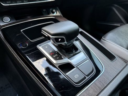 Used 2022 Audi Q5 2.0T Premium Plus w/ Premium Plus Package image 31