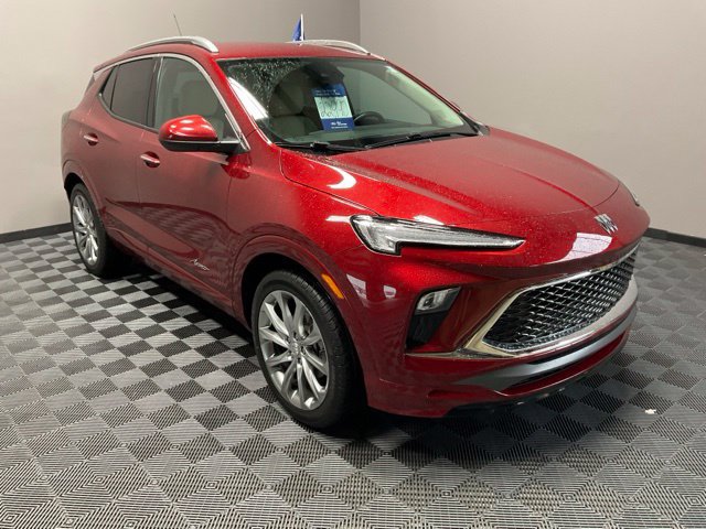 Used 2024 Buick Encore GX Avenir w/ Avenir Convenience Package FWD image 2