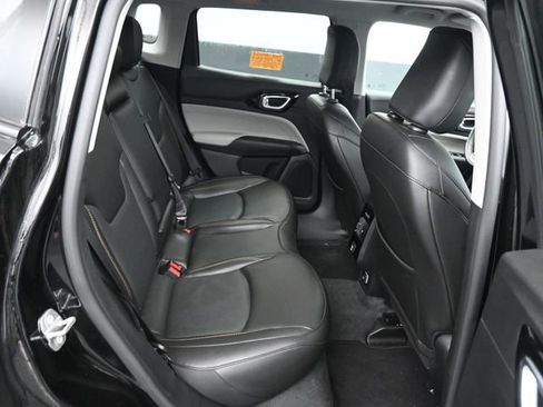 Used 2022 Jeep Compass Limited AWD/4WD image 7