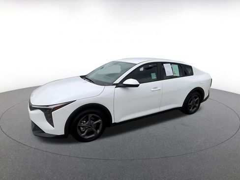 Used 2025 Kia K4 LXS FWD image 8