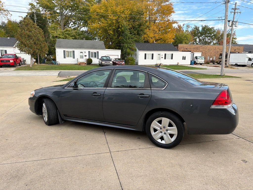 Used 2010 Chevrolet Impala LS FWD image 5