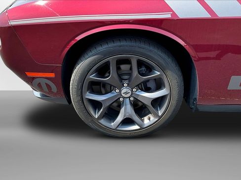 Used 2018 Dodge Challenger SXT Plus RWD image 2