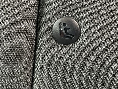 Used 2025 Kia K4 LXS image 17