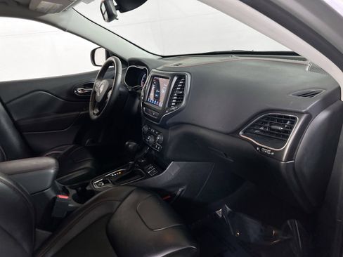 Used 2022 Jeep Cherokee Trailhawk w/ Trailer Tow Group image 27