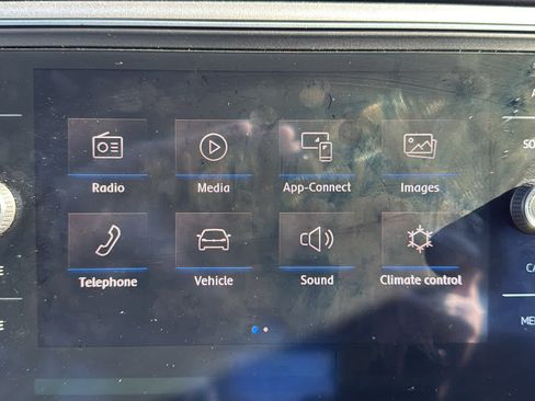 Used 2019 Volkswagen Atlas SE w/ Towing Package image 18