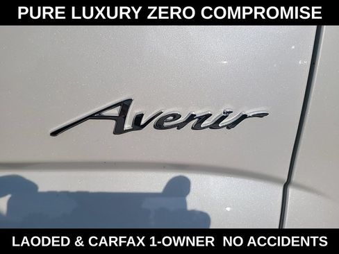 Used 2022 Buick Enclave Avenir w/ Avenir Technology Package AWD/4WD image 10