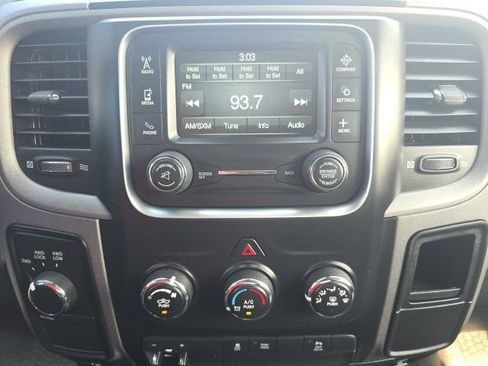 Used 2016 RAM 2500 Tradesman w/ Chrome Appearance Group AWD/4WD image 21