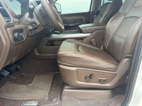 Used 2026 RAM 2500 Limited AWD/4WD image 17