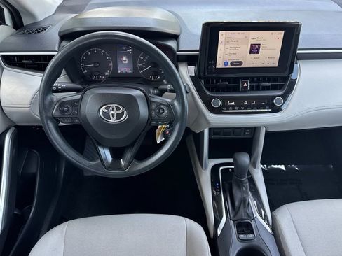 Certified 2023 Toyota Corolla Cross L FWD image 13