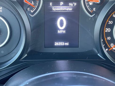 Used 2025 Jeep Wrangler Unlimited Sport AWD/4WD image 39