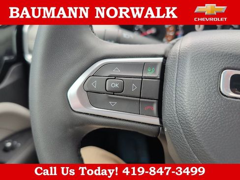 Used 2023 Jeep Compass Limited AWD/4WD image 32