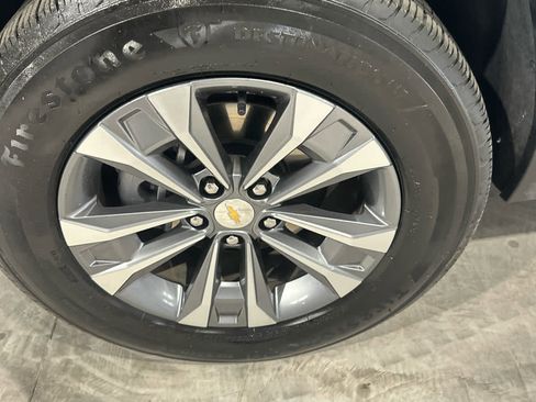 Used 2025 Chevrolet Equinox LT FWD image 10