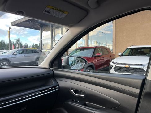 Used 2025 Hyundai Tucson SEL image 37
