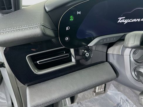 New 2025 Porsche Taycan 4S image 11