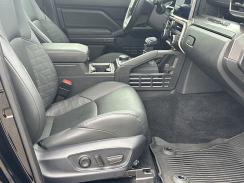 Used 2025 Toyota Tacoma TRD Sport w/ TRD Sport Premium Package RWD image 13