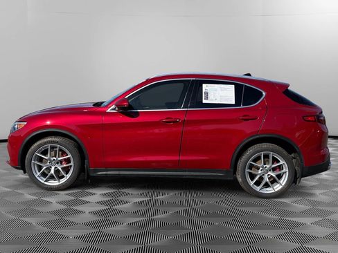 Used 2019 Alfa Romeo Stelvio Ti Lusso w/ Quick Order Package 22X Lusso image 2