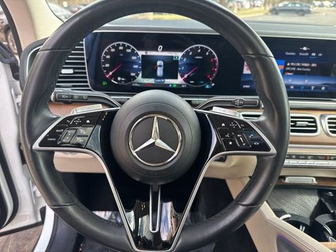 Used 2024 Mercedes-Benz GLE 450 4MATIC image 18