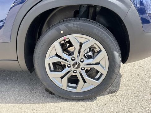 New 2026 Kia Seltos LX FWD image 26