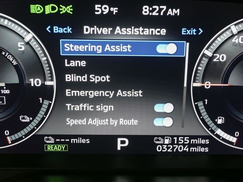 Used 2024 Mitsubishi Outlander 4WD Plug-In Hybrid image 42