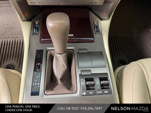 Used 2017 Lexus GX 460 Premium AWD/4WD image 30