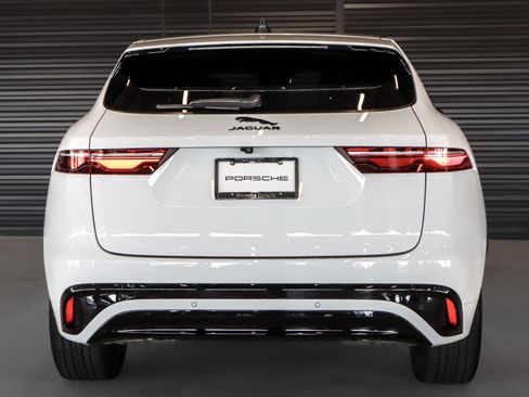 Used 2024 Jaguar F-PACE R-Dynamic S AWD/4WD image 13