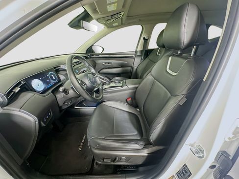 Used 2023 Hyundai Tucson Limited FWD image 13
